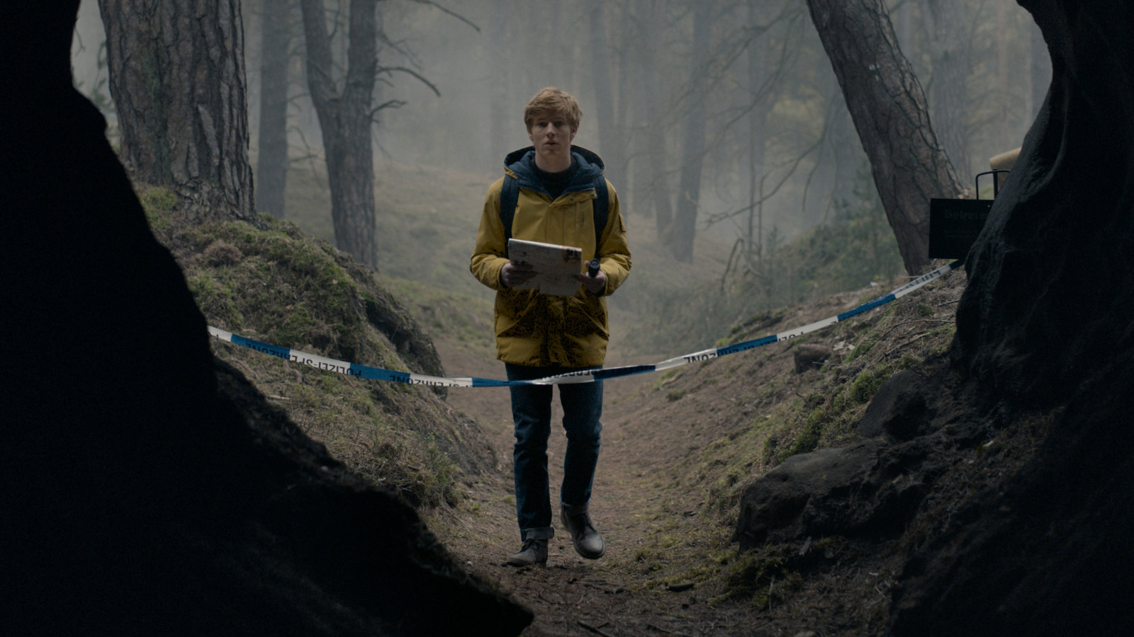 Stranger Things and Dark 